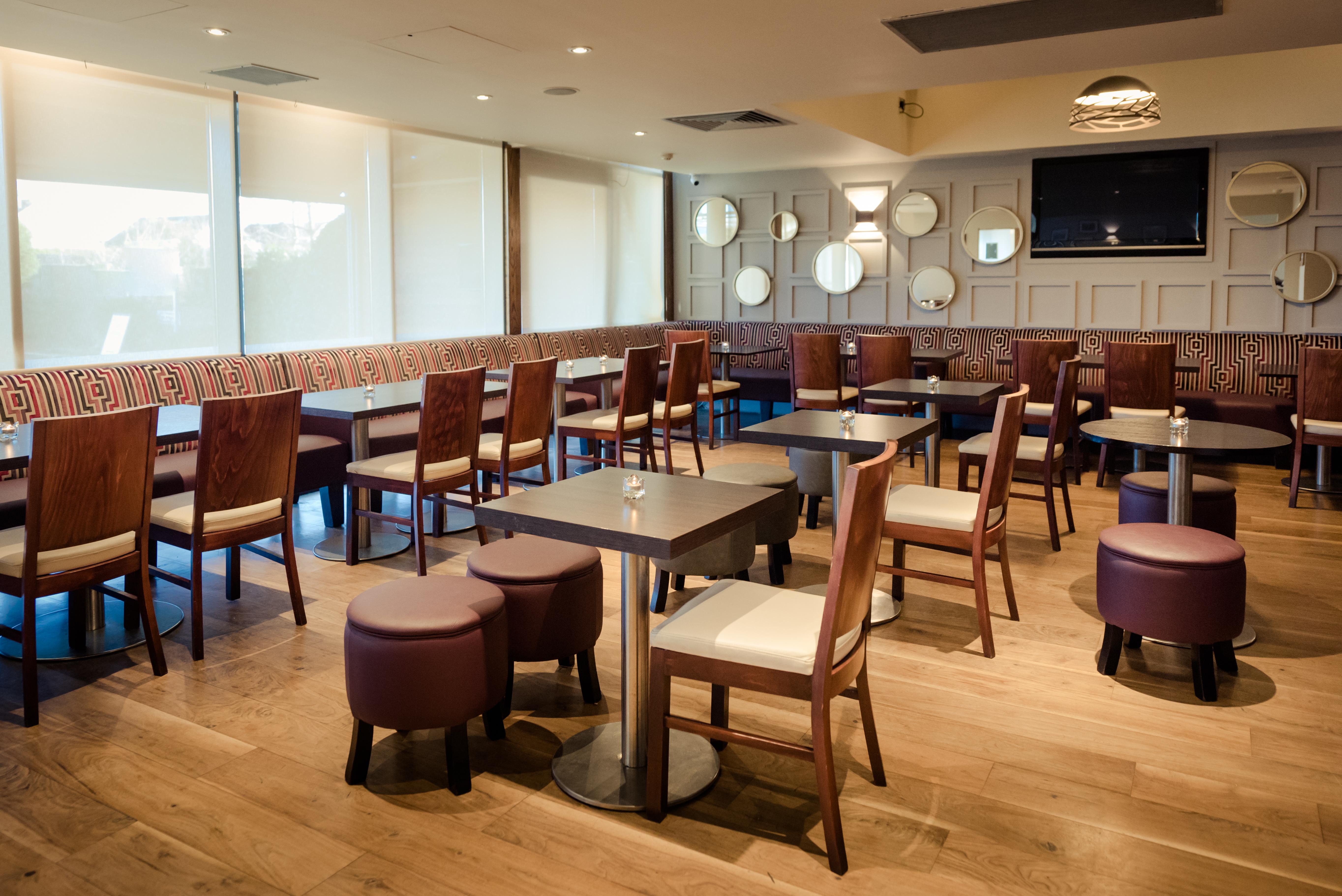 Rochestown Lodge Hotel ดุนเลรี ภายนอก รูปภาพ