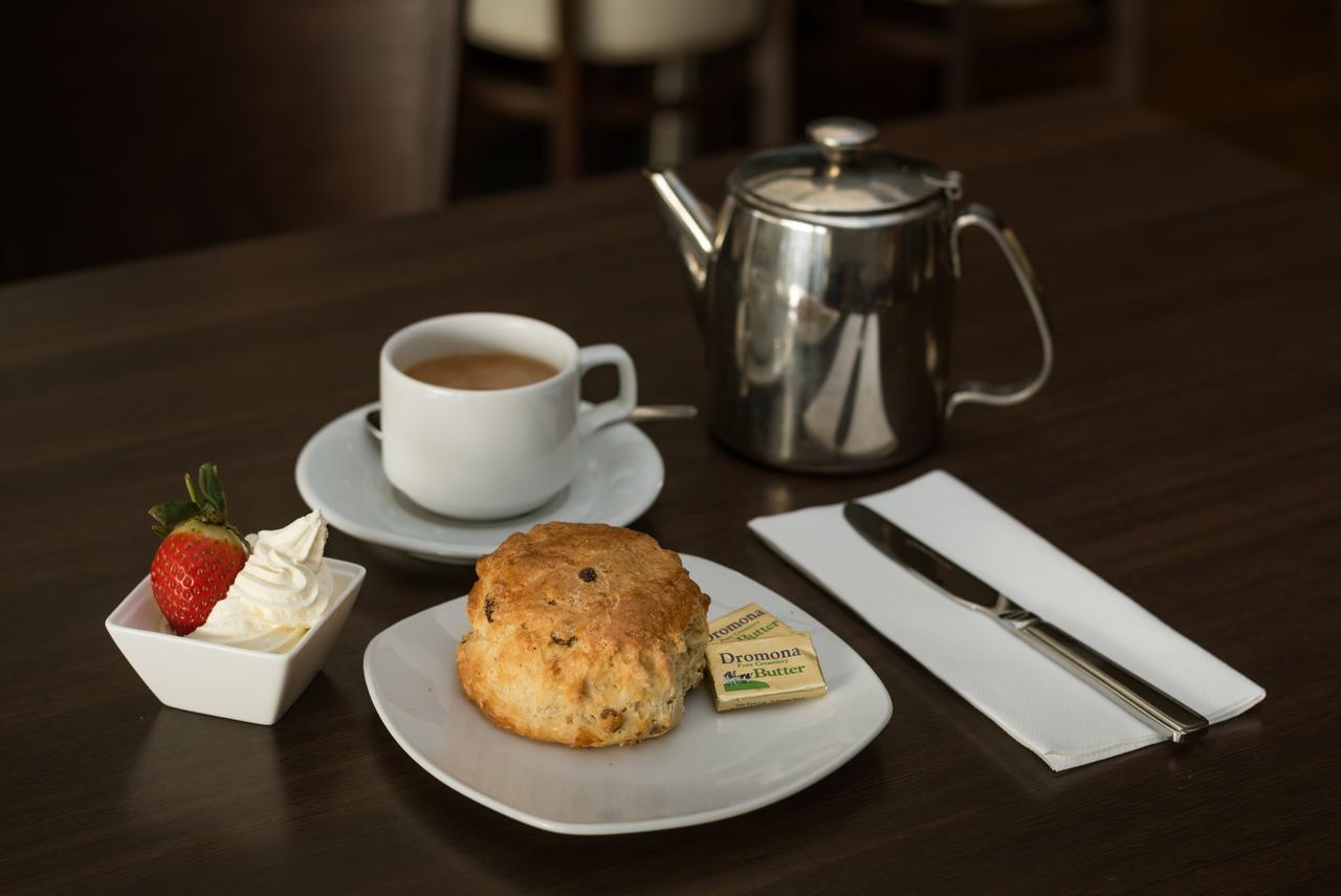 Rochestown Lodge Hotel ดุนเลรี ภายนอก รูปภาพ